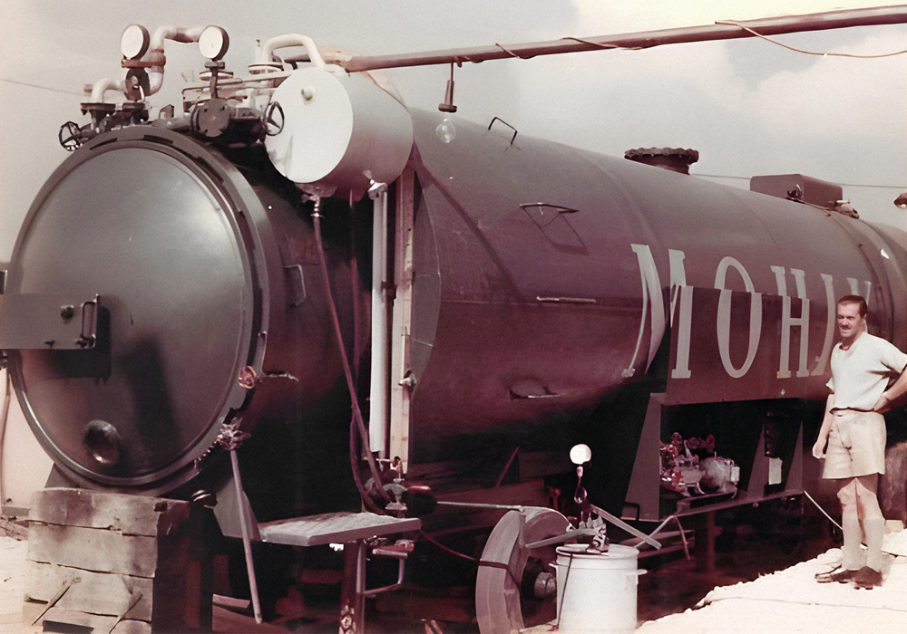 70 Jahre Mohik Wertholz, eine historische Aufnahme